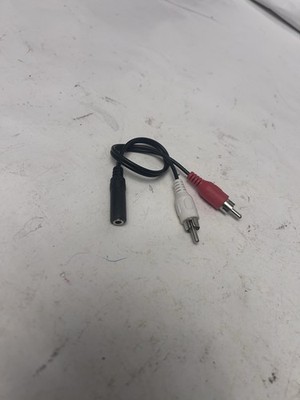 Short white/ red male prong cord, black female prong