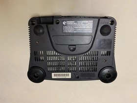 Nintendo 64 N64 GAME CONSOLE ONLY With a few accessories 