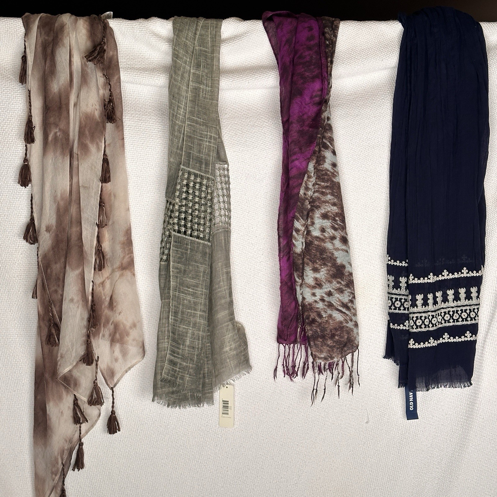 Fashion Scarves Wraps Multicolored Patterns Lot Of 4 Various Brands And Styles