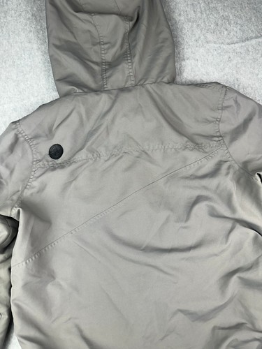 Volcom Gray Water Resistant Mesh Lining Enemy Stone Windbreaker Jacket Size M - Picture 19 of 24