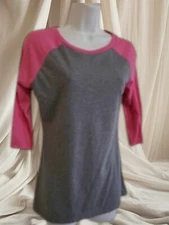 Women's Women's XS Pink & Gray Raglan Top T-Shirt
