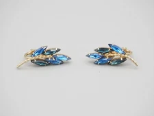  Vintage NAPIER faux blue sapphire rhinestones floral brunch clip on earrings