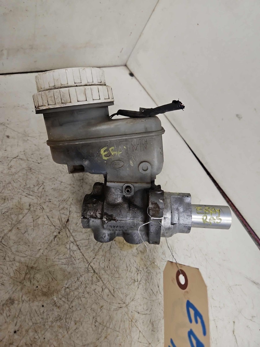 06-08 MITSUBISHI GALANT Brake Master Cylinder W/Reservoir & Cap W