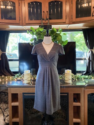 Eliza J Gray Textured Fit & Flare Dress (Size 4) 