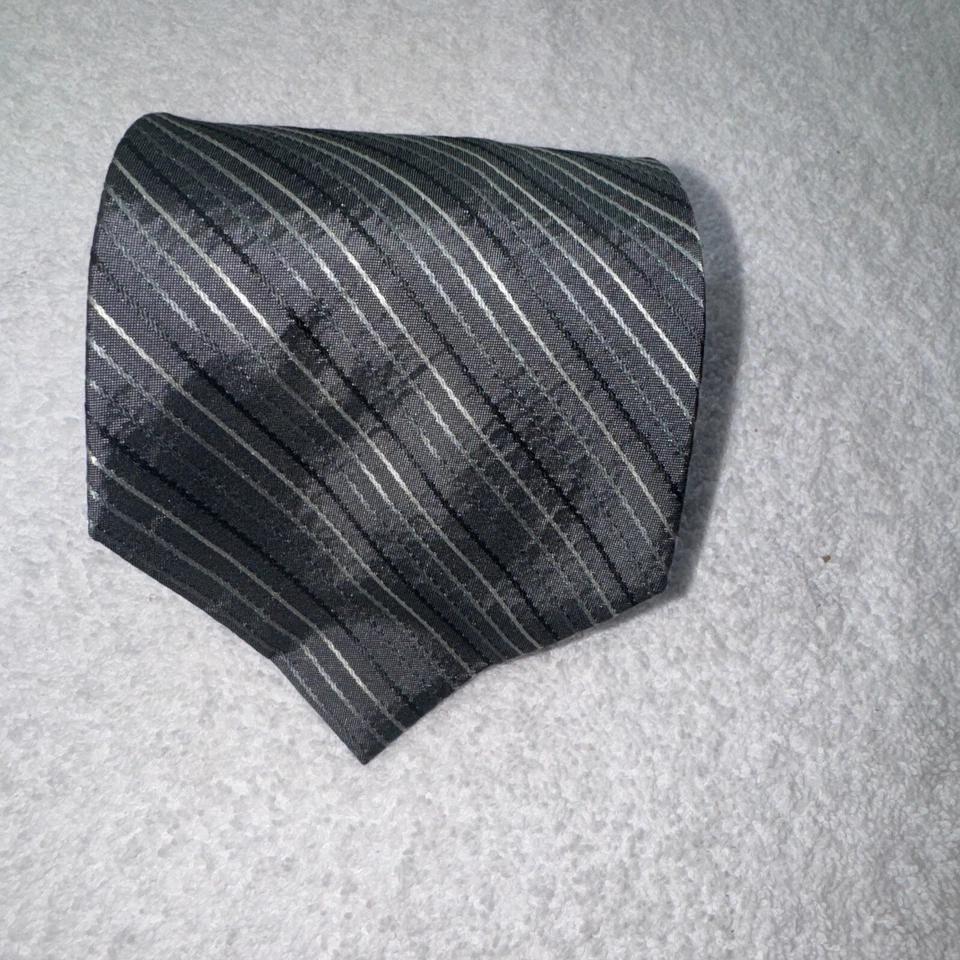 Mens Gray Concepts By Claiborne Handmade Striped 100% Silk Tie NWOT 4”W 59”L Foto 2 de 4