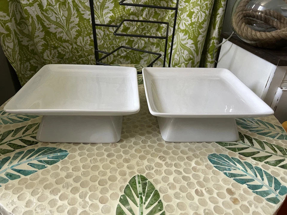 LOT Pampered Chef Simple Additions Square Serving Bowls, plates & 3 tier stand - Image 2 of 4