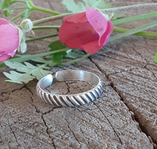 sterling silver thumb ring adjustable with pattern - handmade