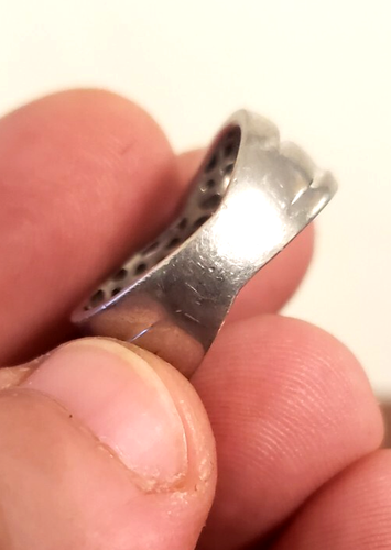 3/4 Inch Diameter (Size 9) Black & White Diamonds Sterling Silver 3 Band Ring - 第 13/15 張圖片