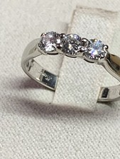 Anello Trilogy  firmata Leo Pizzo ct. 0.45