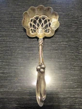 Antique Whiting Mistletoe Sterling Silver Bon Bon Nut Candy Pierced Spoon 1900