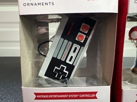 Hallmark Nintendo NES Controller & Mario Christmas Ornament Gamer Set Of 2 -B9