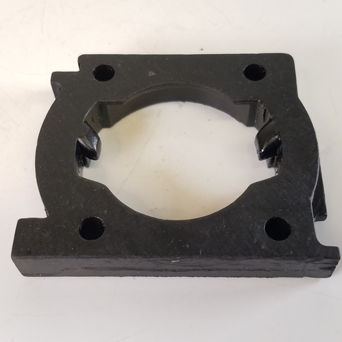 Stihl 011AV Chainsaw cylinder base plate adapter (Y07) - Picture 2 of 2