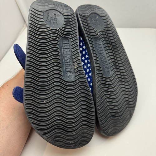 Birkenstock Birki's Sandals Womens Sz 5 Blue Red Arizona Essentials USA Flag - Picture 6 of 10