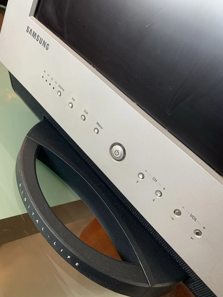 RARE Samsung SyncMaster 170MP LCD Monitor TV Tuner Retro Gaming Computer Display - Image 2 of 4