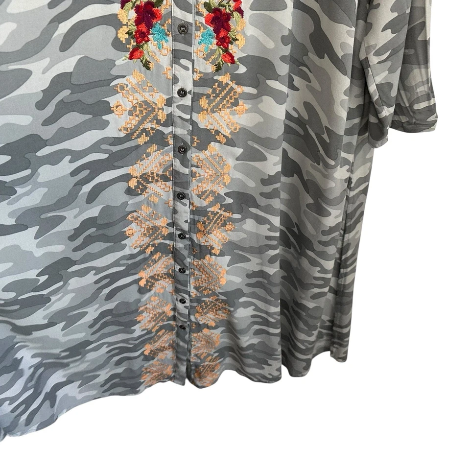 Maxi Vestido Savanna Jane Para Mujer Camuflado Floral Bordado Talla 3XL Con Botones Foto 4 de 4