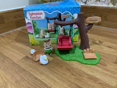 Sylvanian families beautiful Tomy  baby playground  boxed 100% immaculate  