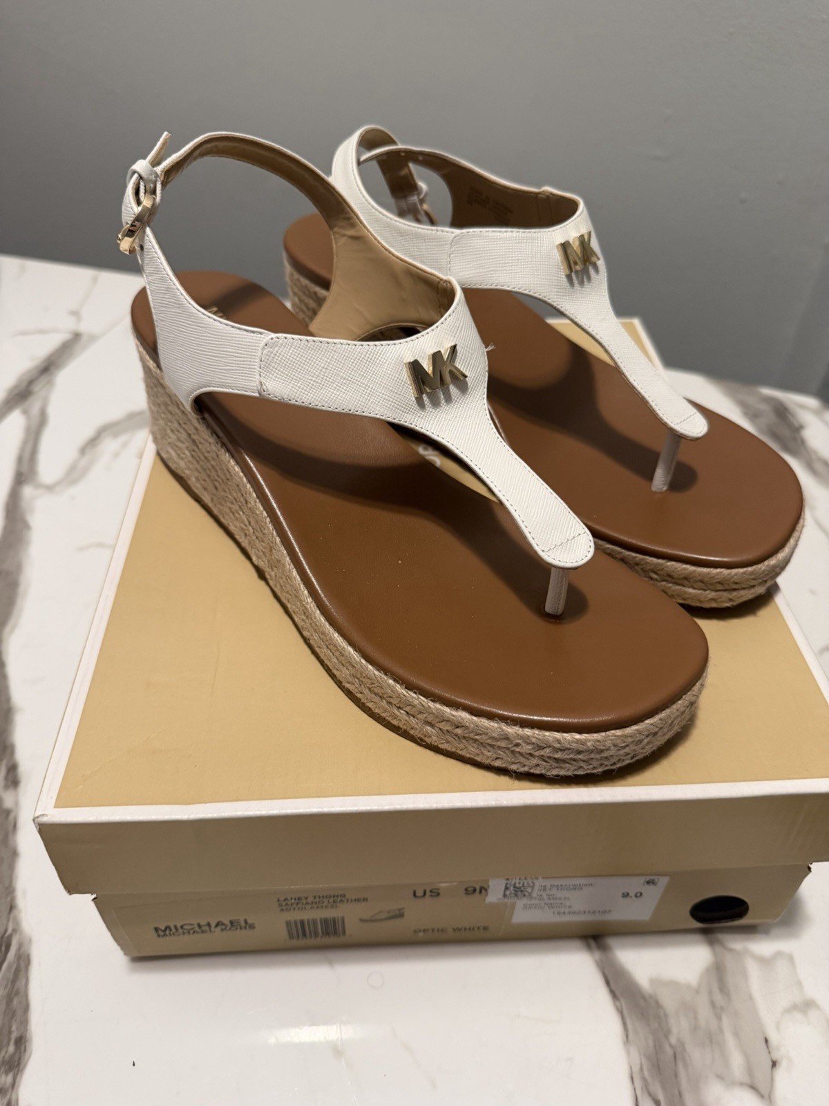 Michael Kors Women's White Leather Thong Wedge Sandals Logo Buckle Size 9M
