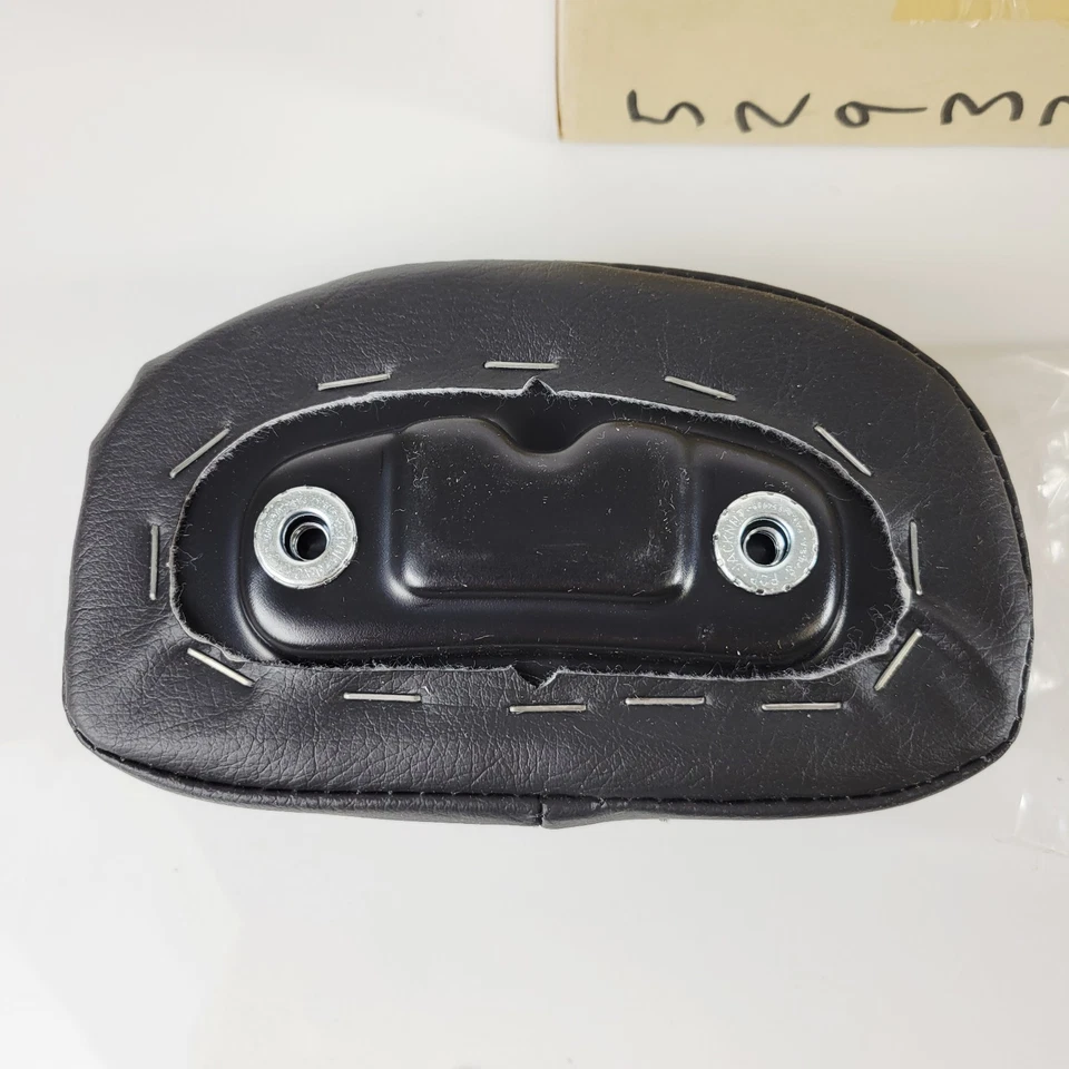 Almofada de encosto Harley 97-Up Sportster XL Dyna Softail curta Slammer 52937-97 - Imagem 3 de 4