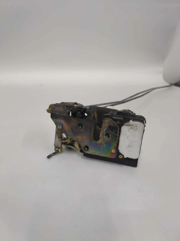 1999-2004 Oldsmobile Alero RH Inside Door Handle With Door Latch - Imagem 4 de 4