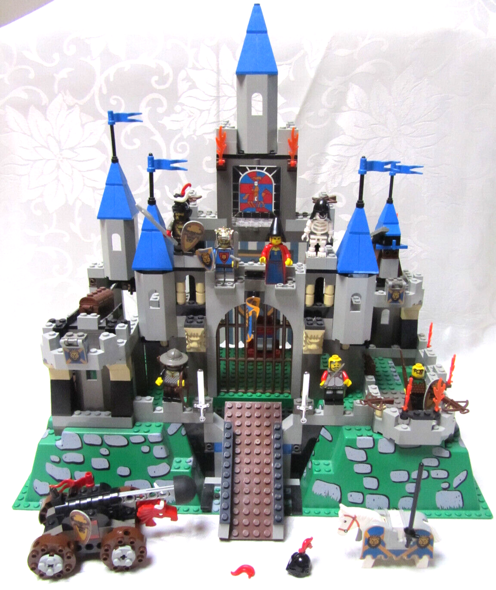 Buy LEGO Castle: King Leo's Castle (6098) online | eBay