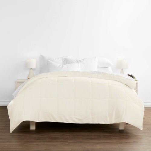 Hotel Collection Soft Down Alternative Lightweight Comforter / Duvet Insert - Picture 5 of 9
