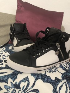 guess black high top sneakers