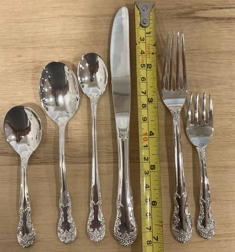 VTG. TOWLE Silver Plated ChiId's 6 Piece Baby Feeding & Toddler Set To Grow Into