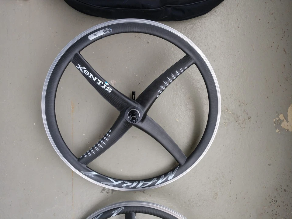 Laufradsatz Xentis Mark 1 28" 700C 622 LRS Carbon Felgen DT Swiss Lightweight - Bild 3 von 4