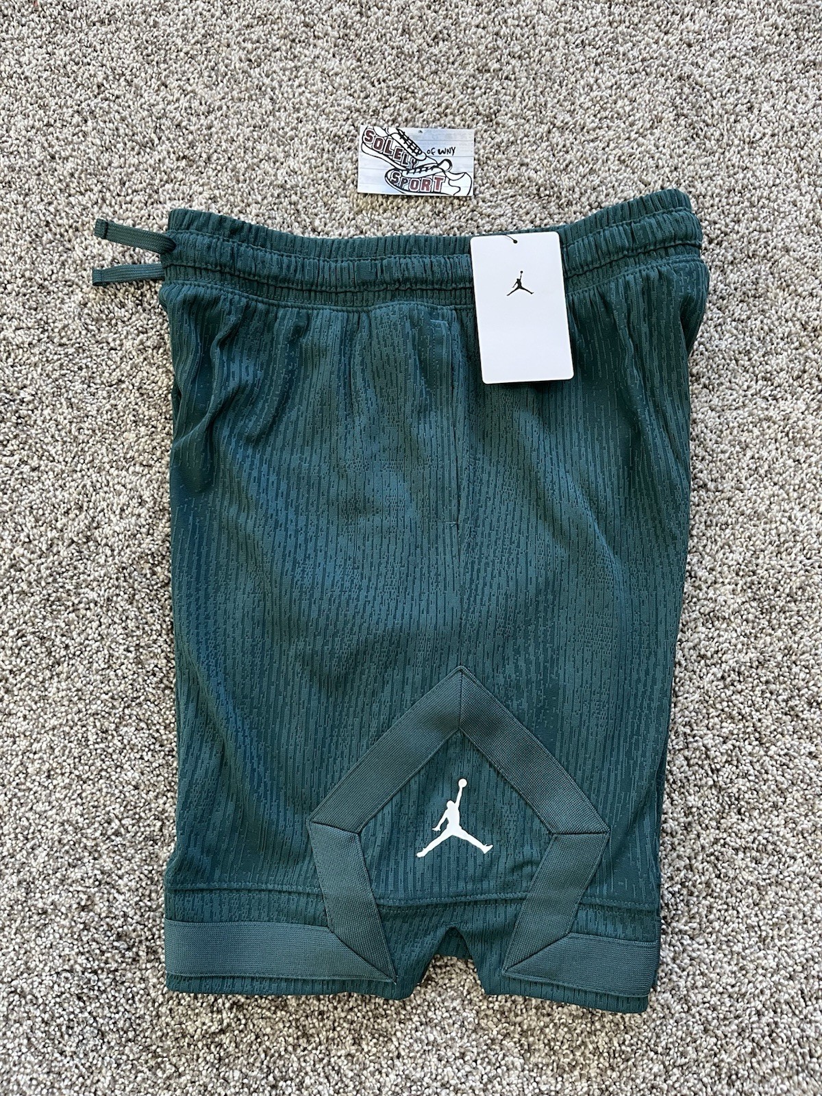 Picture 1 of 4