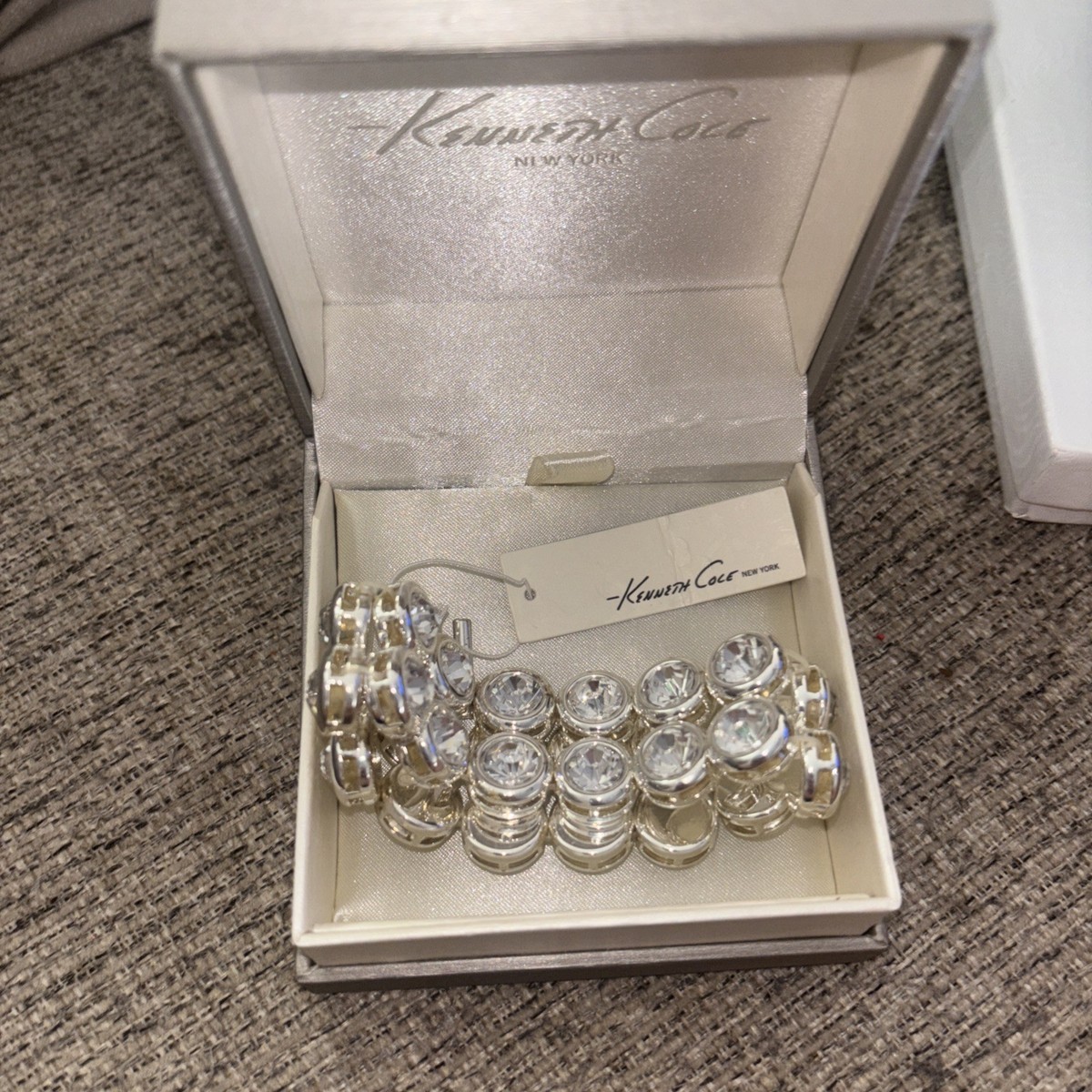 Jnyssk KENNETH COLE new york ブレスレット Kenneth Cole Newyork Bracelet | eBay