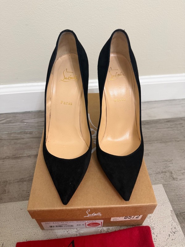 christian louboutin heels size 40.5