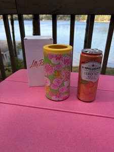💕🌴NWT Lilly Pulitzer GWP Insulated Can Cooler Tumbler Multi “Seaside Garden”