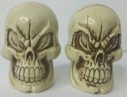 2 Vintage Matchbox Creepy Cars NO CAR Empty Skull Case 3.5H x 2.5W FREE SHIPPING