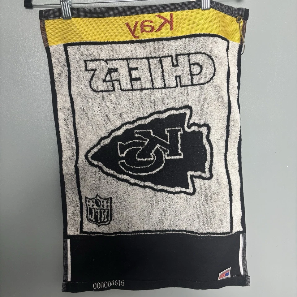 Paquete de 2 toallas de puerta trasera para parrilla de golf Kansas City Chiefs Red Friday Arrowhead KC Foto 4 de 4