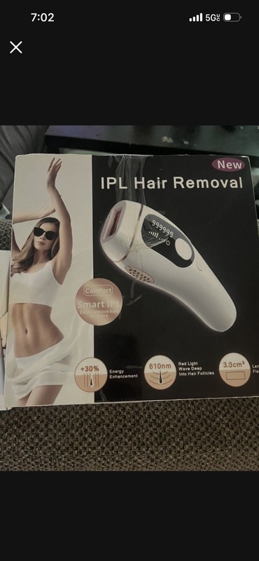Handheld IPL Hair Removal Device