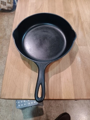 Vintage Wagner Ware Sidney-O No.6 Cast Iron Skillet 1056