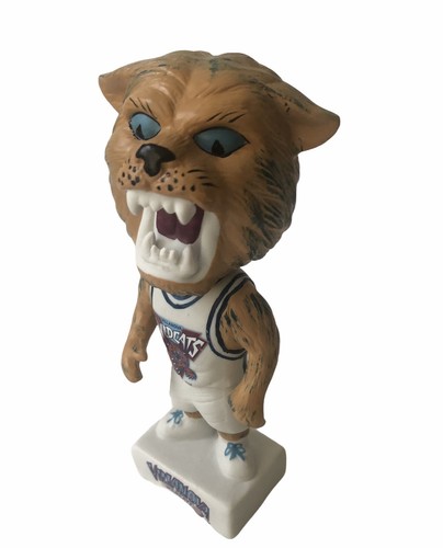 Villanova Wildcats Mascota Will D Gato Porcelana Bobblehead BPI Coleccionables 1996 - Imagen 3 de 8