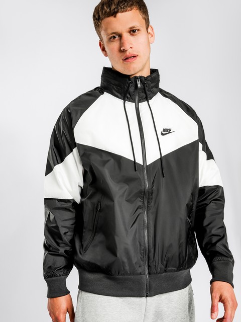 black nike spray jacket