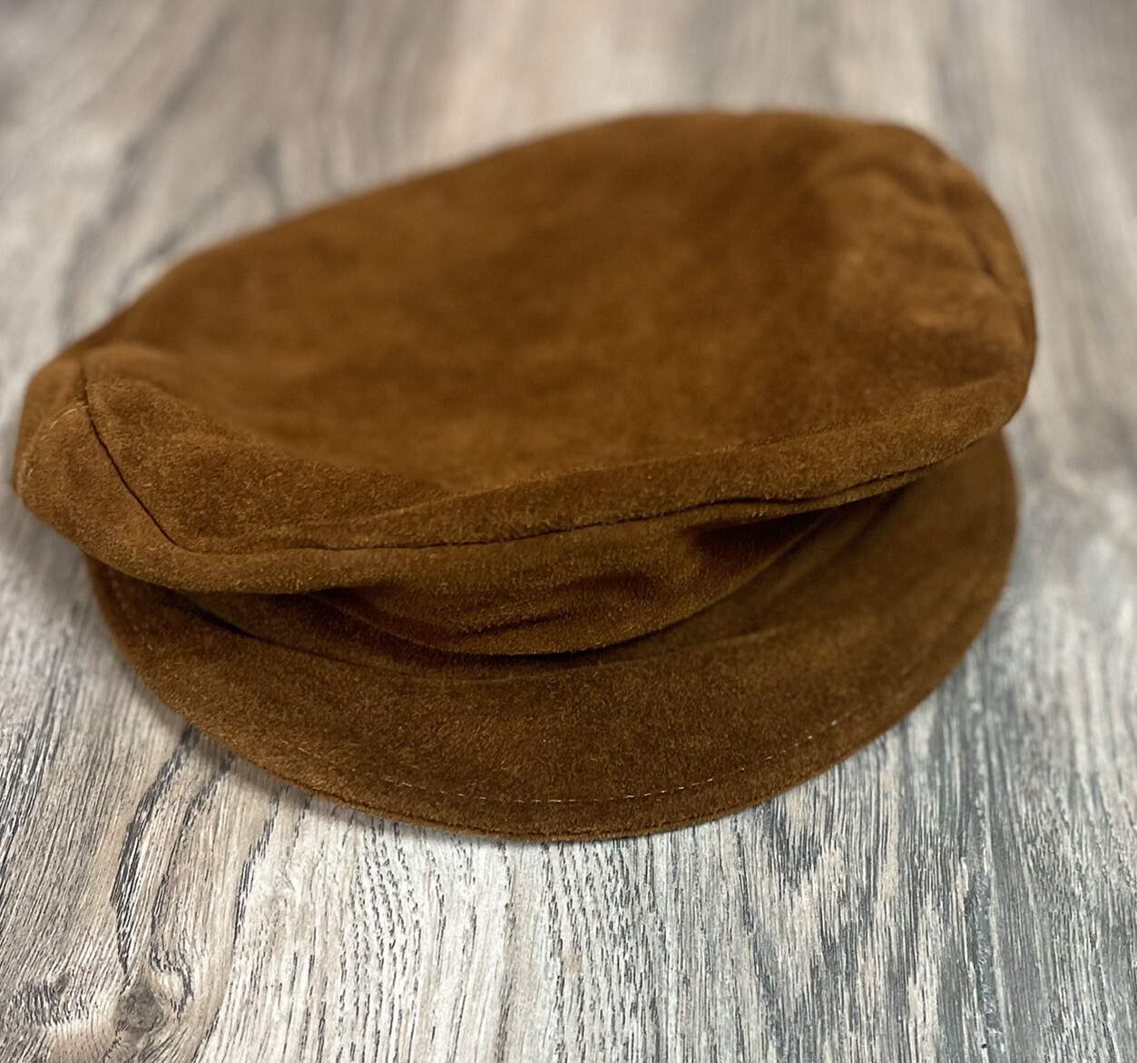 VINTAGE BICK BROWN ALL SUEDE NEWSBOY HAT CAP MADE IN USA EXCELLENT