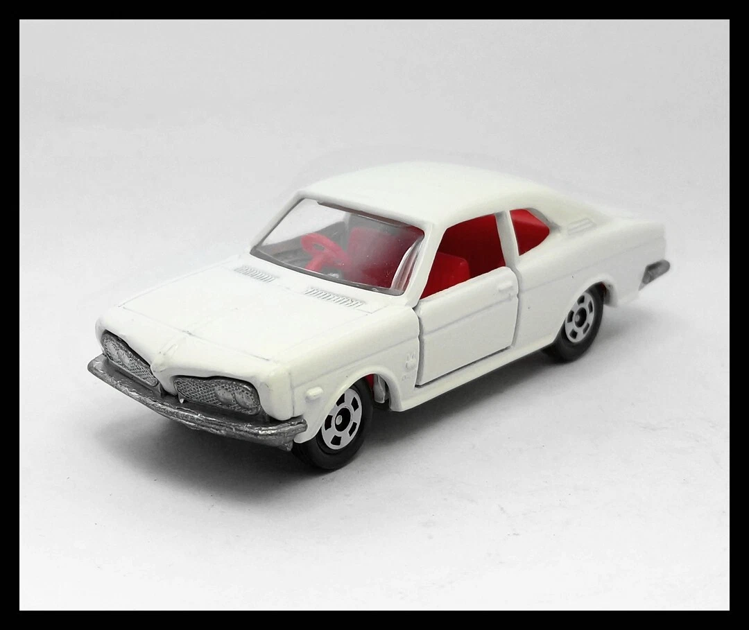 TOMICA HONDA 1300 COUPE 9 1/60 TOMY MADE IN JAPAN NEW 7WHITE