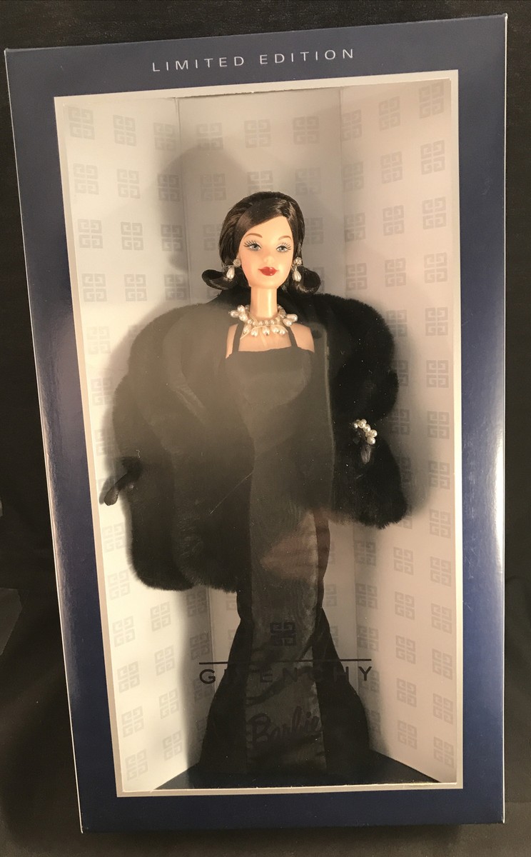 GIVENCHY BARBIE 1999~SOPHISTICATED IN HER GORGEOUS ATTIRE