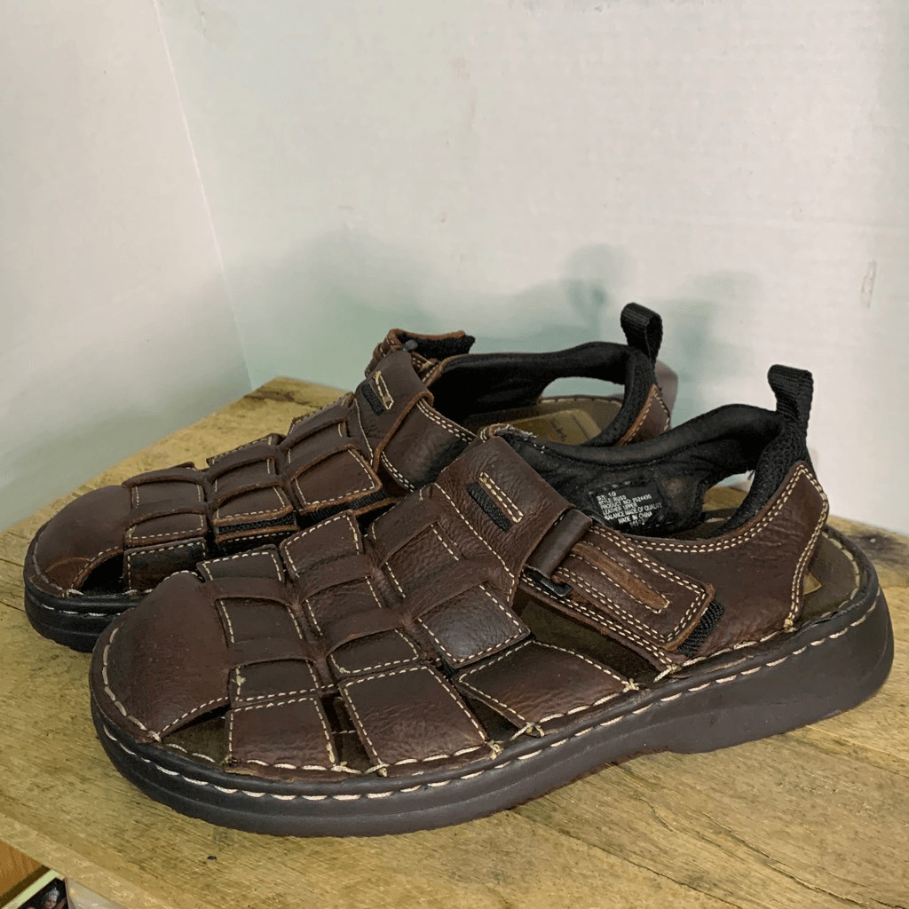 Thom mcAn mens brown leather sandals beach vacation Gem