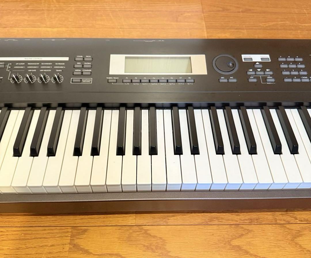 KORG TR88 シンセサイザー コルグ Korg TR-88 | Vintage Synth Explorer