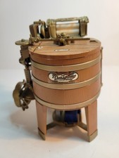 ERTL Maytag Multi-Motor Washing Machine Detailed Replica Moving Parts