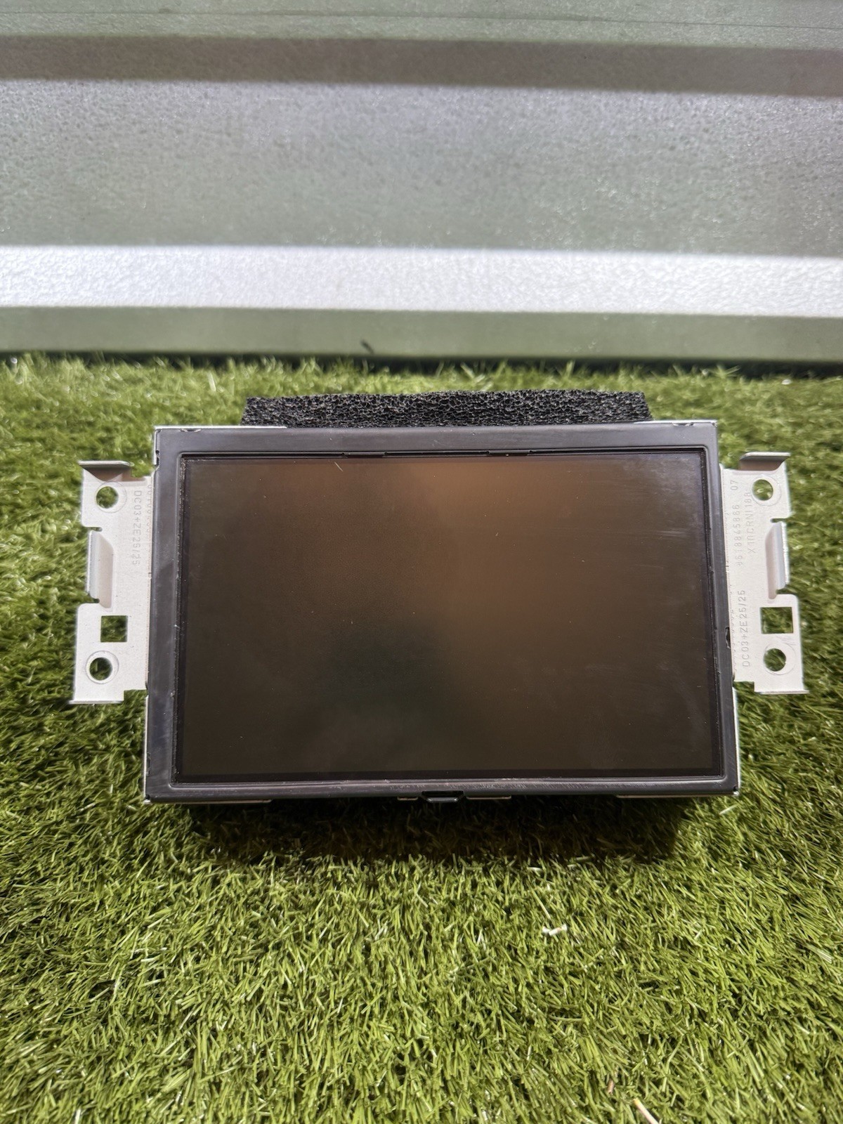 (2011 - 2013) Volvo S60 XC60 Navigation Information Display Screen 31396001 OEM