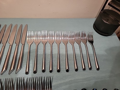 Cubiertos de acero inoxidable Towle Living Collection WAVE 52 piezas - Imagen 5 de 16