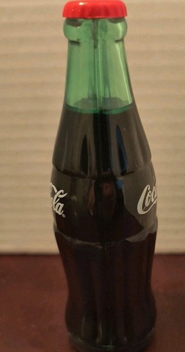 Coca Cola Coin Token Quarter Holder Dispenser w/Belt Clip From World Of Coke - Picture 4 of 4
