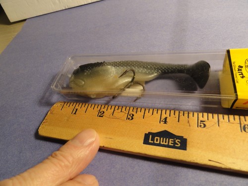OPTIMUM BAITS LINE THRU SWIMBAIT SILVER SHAD # 5BLT552 5-1/2 IN. NUEVO EN CAJA - Imagen 7 de 8
