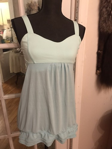 Lululemon Run Back On Track Top Size 8 Aqua - Picture 3 of 7