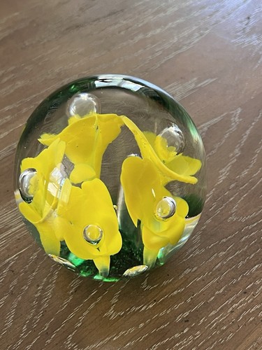Joe St. Clair Studio Art Glass Yellow Trumpet Lily Paperweight Clear Bubble - Picture 3 of 8